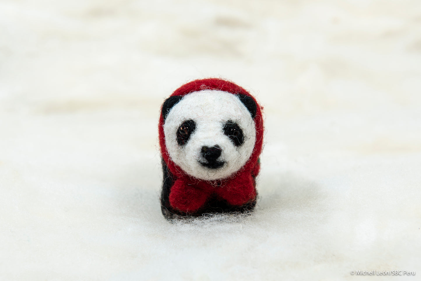 Holiday Panda with lights
